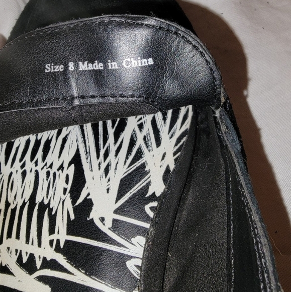 Dolce Vita Shoes | Dolce Vita Black Slip On - Picture 3 of 5